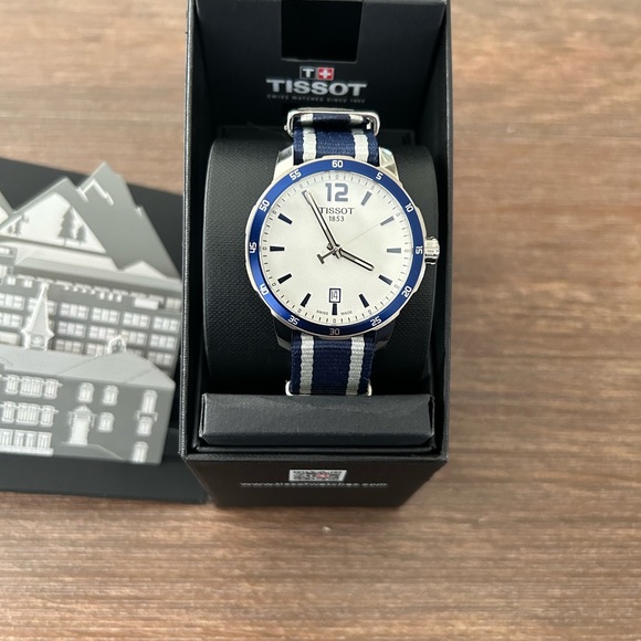 TISSOT - Picture 11 of 11